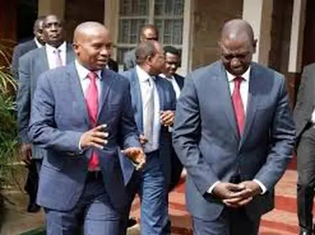 "Hiyo Ni PR" Kenyans React As What Ruto Was Seen Doing In USA This Morning